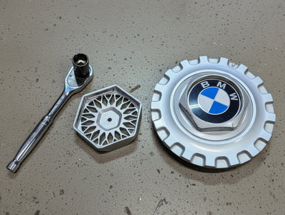 BBS Center Cap Removal Tool / BMW E34Trunk Pad Support